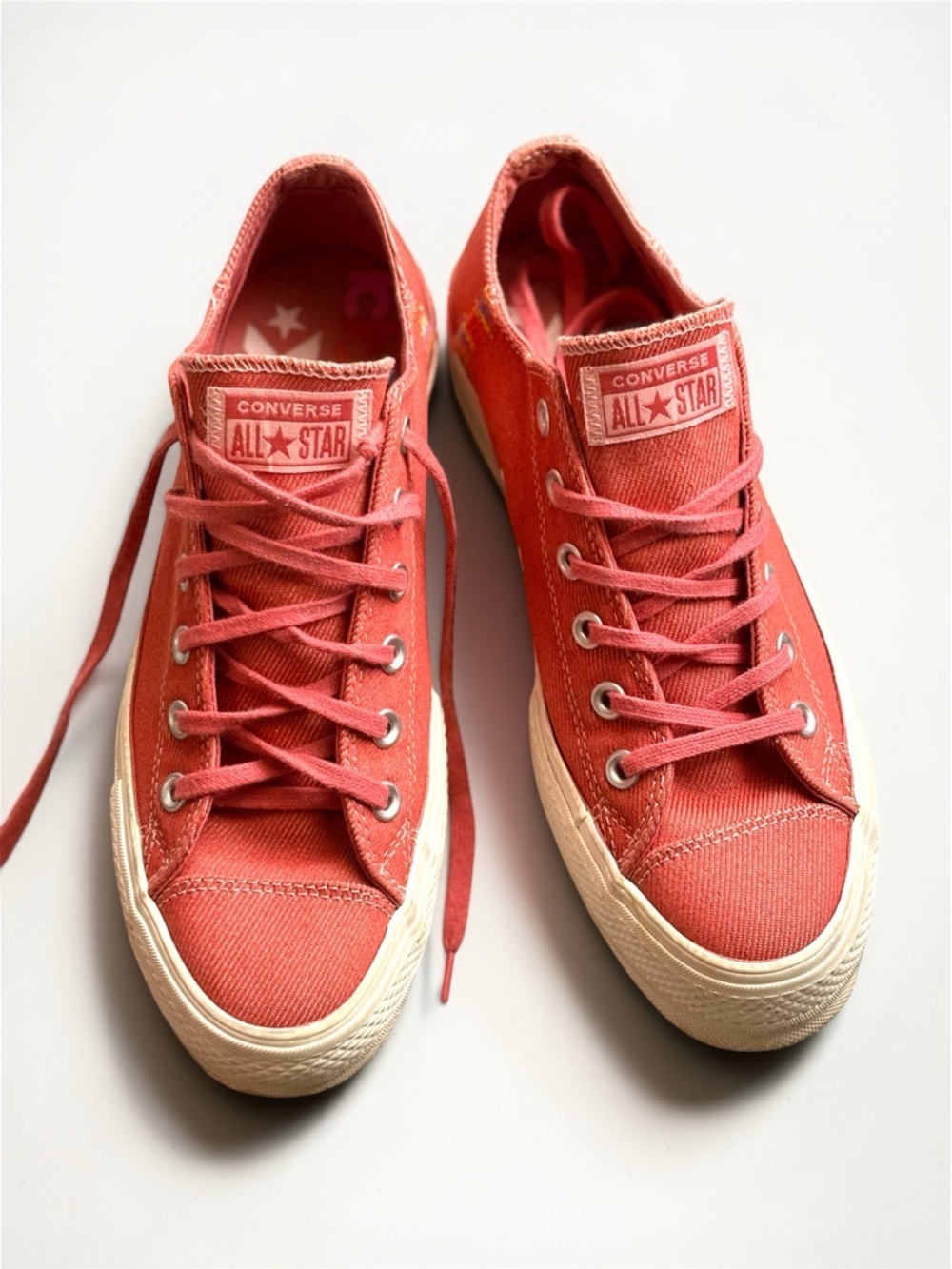 CHUCK TAYLOR ALL STAR RAINBOW PLATFORM LOW TOP PLATFORM PINK Sneaker